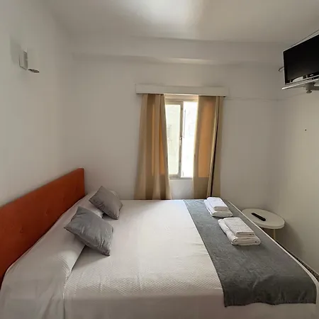 Hostal Paco Marbella-3