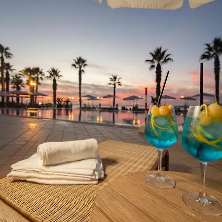 Dioscuri Bay Palace-2