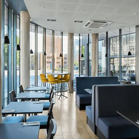 Four Points Flex By Sheraton Cardiff-3