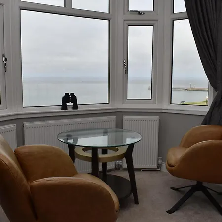 The Seacliffe - Whitby-2