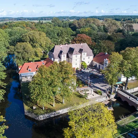 Hotel Wasserschloss Mellenthin-3