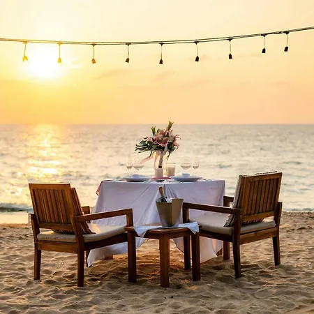 Renaissance Phuket Resort & Spa-3