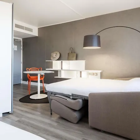 Novotel Suites Perpignan Centre - Grandes Suites & Confort Centre-Ville-3