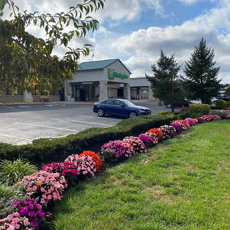 Holiday Inn Hazlet By Ihg-2