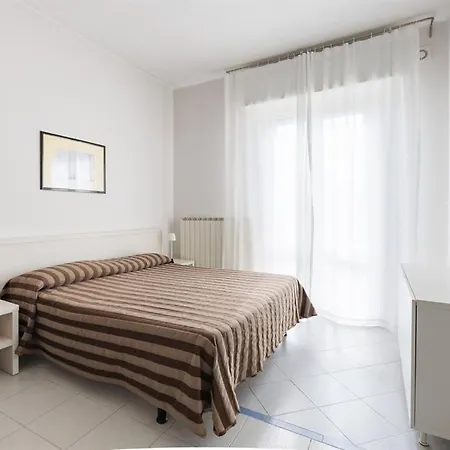 Hotel Residence Mediterraneo-3