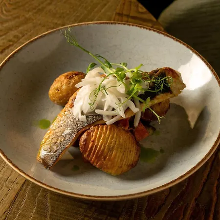The Royal Oak Hotel, Welshpool - The Coaching Inn Group-3