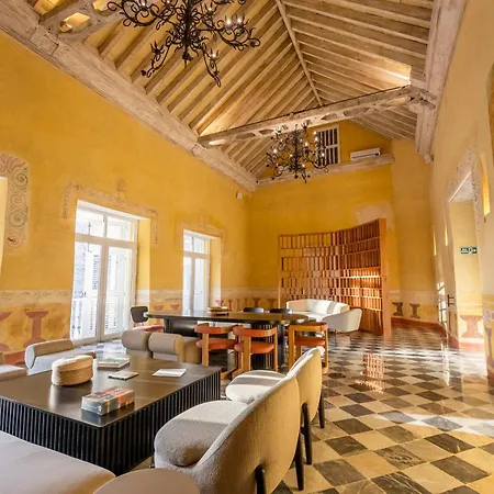 Casa Carolina Luxury Wellness Hotel-2