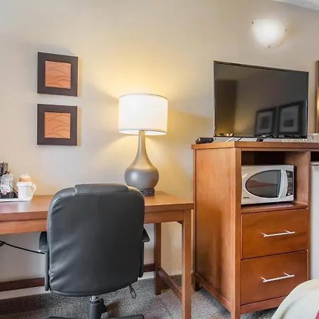 Comfort Inn-3