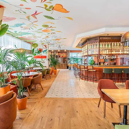 Hotel Ibis Lisboa Parque das Nações-2