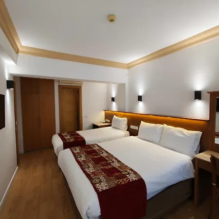 Grand Peninsula Hotel-3