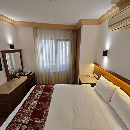 Grand Peninsula Hotel-3