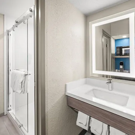 Holiday Inn Express Boston North-Woburn By Ihg-3