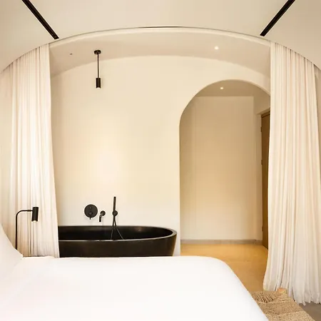 Radisson Blu Zaffron Resort, Santorini (Adults Only)-3