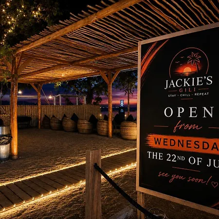 Jackies Gili Beach Club-3