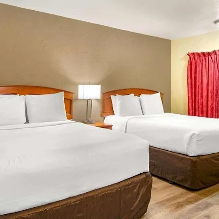 Econo Lodge Inn & Suites Durango-2