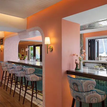 Ocean Key Resort & Spa, A Noble House Resort-2