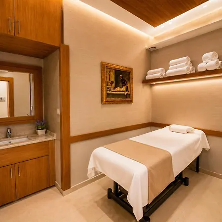 Glk Premier Regency Suites & Spa-2