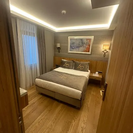 Lady Diana Hotel-2
