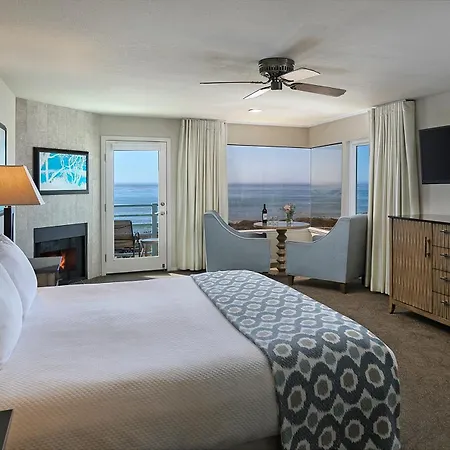 Cambria Landing Inn And Suites-2