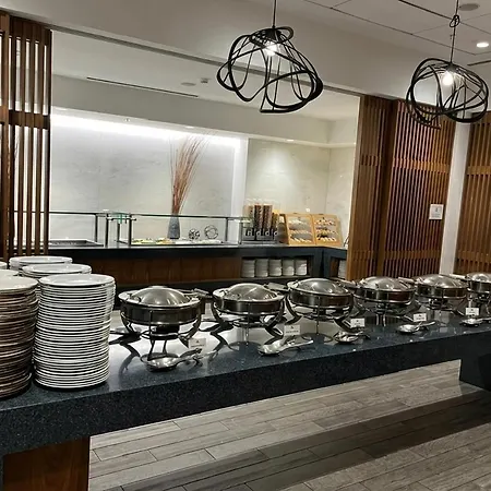 Long Island Marriott Hotel-2