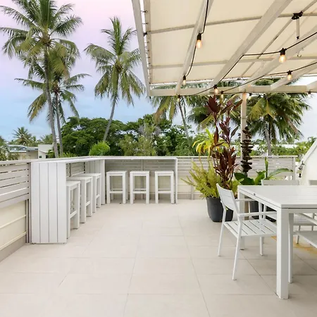 Seascape Holidays - Tropical Reef Apartments-2