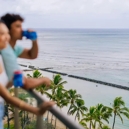 Waikiki Circle Hotel By Castle-2