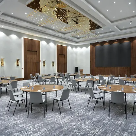Radisson Hotel Baku-2