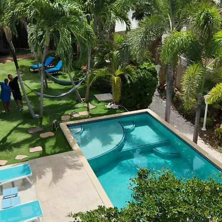Hibiscus Beach House-2