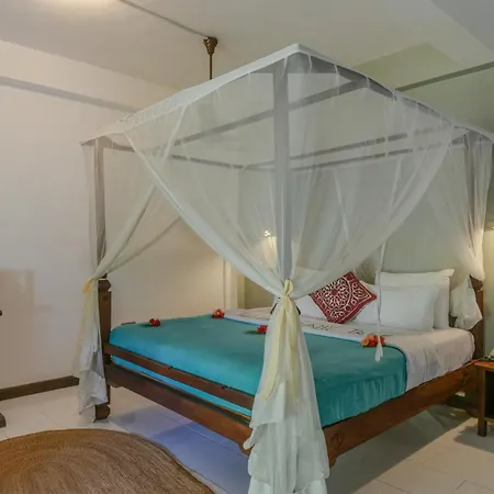 Flame Tree Cottages-2