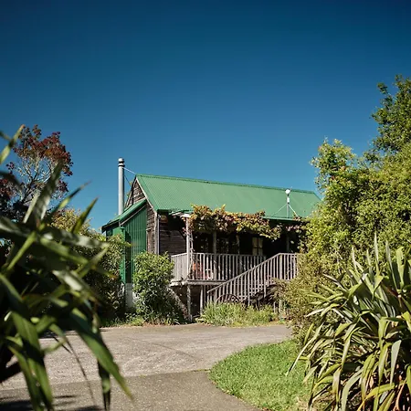 Vineyard Cottages - Kumeu-3
