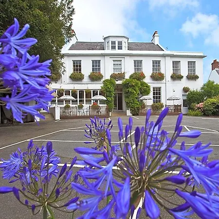 La Collinette Hotel, Cottages & Apartments-2