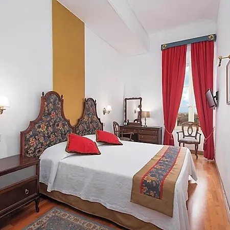 Hotel Castille-2