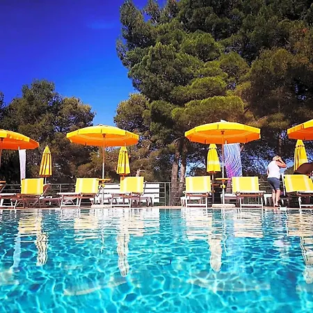 Villaggio Camping Golfo di Arzachena-2