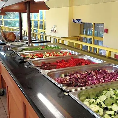 Sunny Varshava Hotel-3