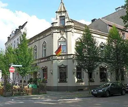 Stadt-Gut-Hotel Zum Rathaus-2