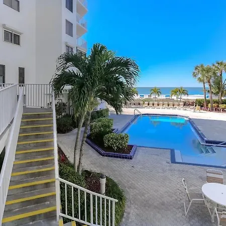 Beach Palms- Unit 102-3