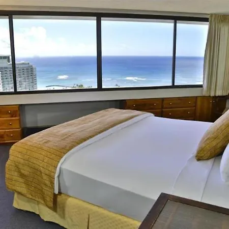 Marina Tower Waikiki-2