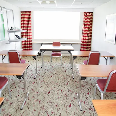 Holiday Inn Ashford - North A20 By Ihg-2
