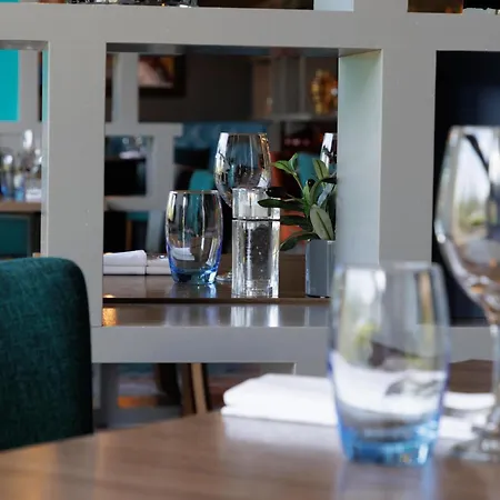 Doubletree By Hilton Edinburgh Airport-2