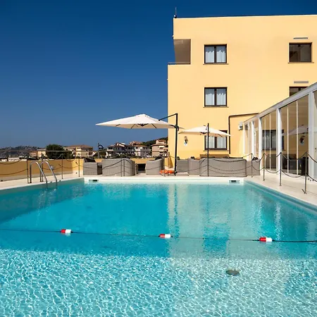 Hotel Miralonga-3