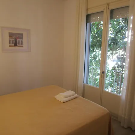 Hotel Apartaments Gesoria Porta Ferrada-2