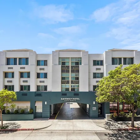 Gateway Hotel Santa Monica-3