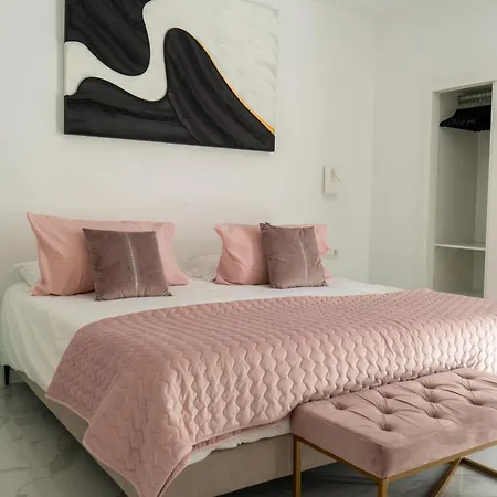 Hotel Monopol-2