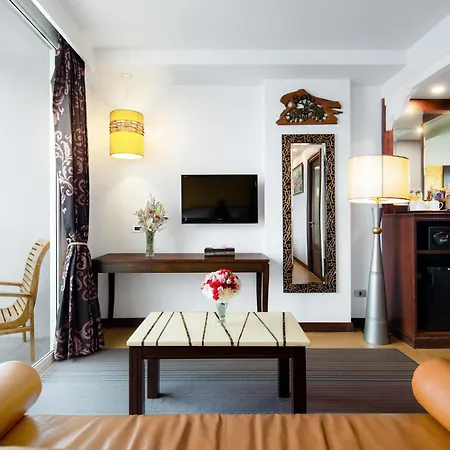 Aiyara Grand Hotel-3