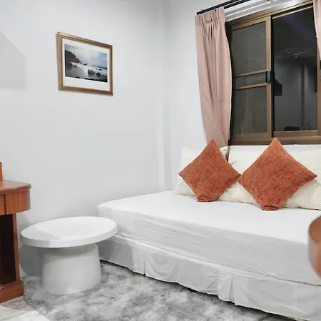 Khun Ying House-3