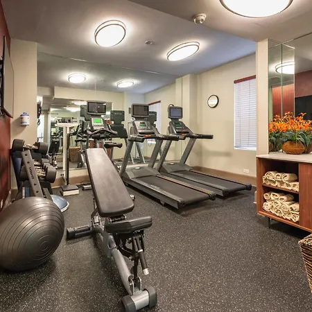 Holiday Inn Express Chicago - Magnificent Mile By Ihg-2