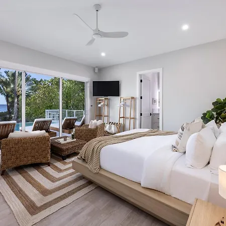Pines & Palms Resort-3