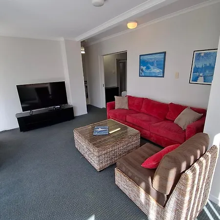 Tower Court Motel (Adults Only)-2