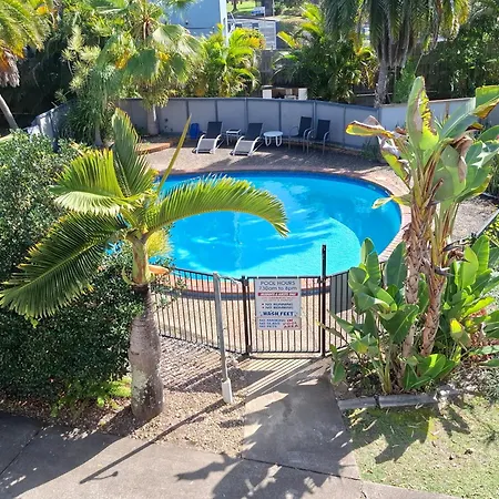 Tower Court Motel (Adults Only)-3