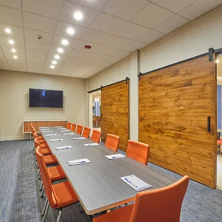 Holiday Inn Express & Suites - Hermiston Downtown By Ihg-2